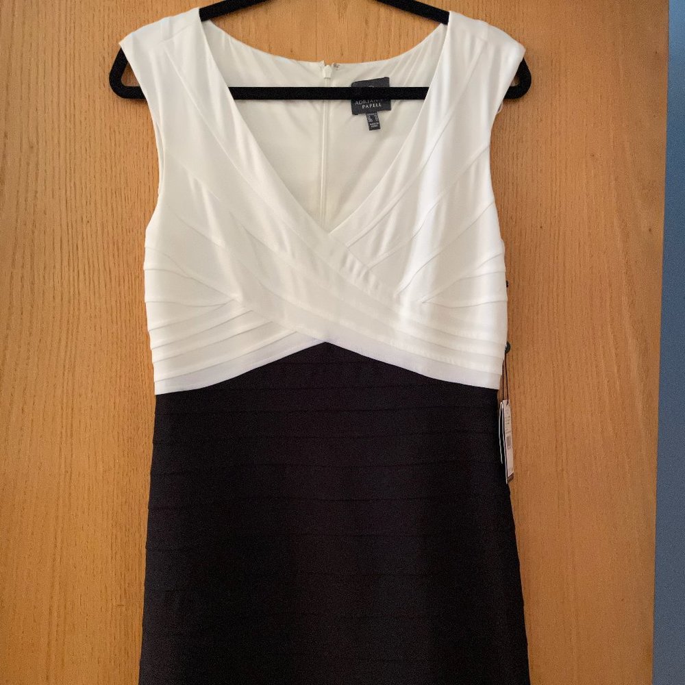 NWT Adrianna Papell Black and White Dress Size 8